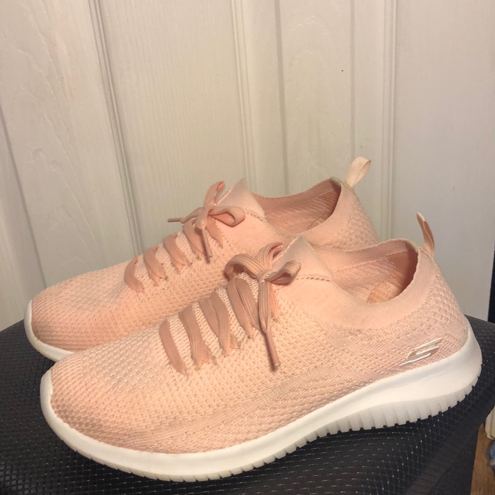 Sketchers Memory Foam shoes